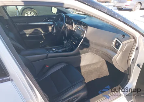 2018 Nissan Maxima 3.5 Sl z USA, uszkodzony, nr VIN 1N4AA6AP6JC370245